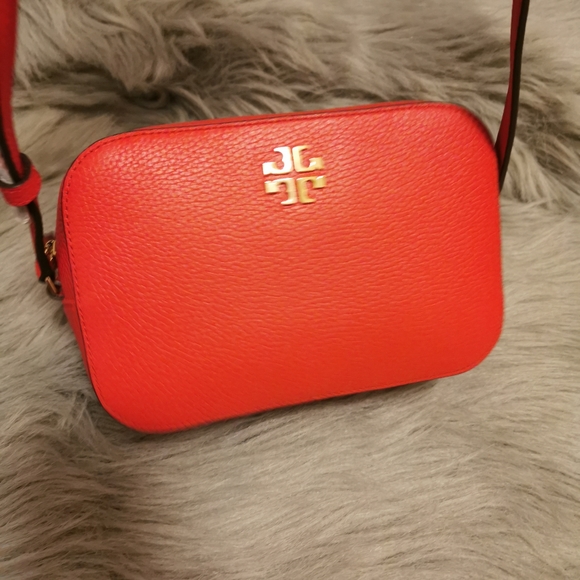 Tory Burch Camera Bag - Picture 2 of 3